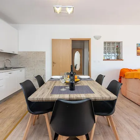 Apartment Plesa